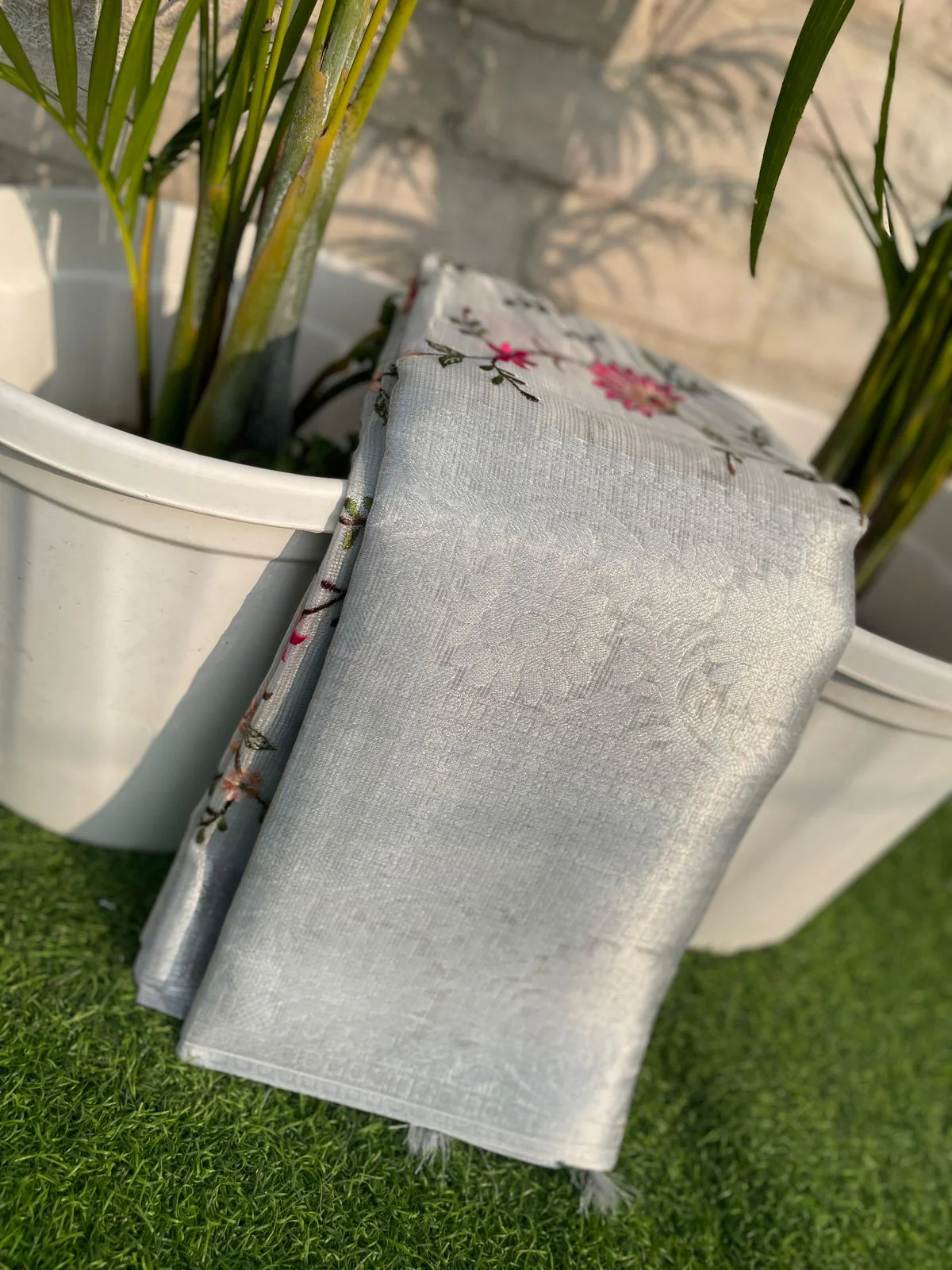 Festive wear Silver Color Banarasi TIssue Silk Emboidery Work Fancy Designer Saree With Blouse - Image 4