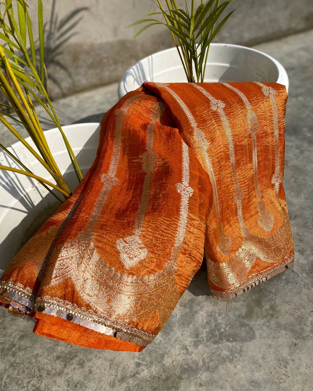 New Beautiful Wedding wear Two Tone Soft Banarasi Tissue Silk Bollywood Style Crushed Sarees - Image 5