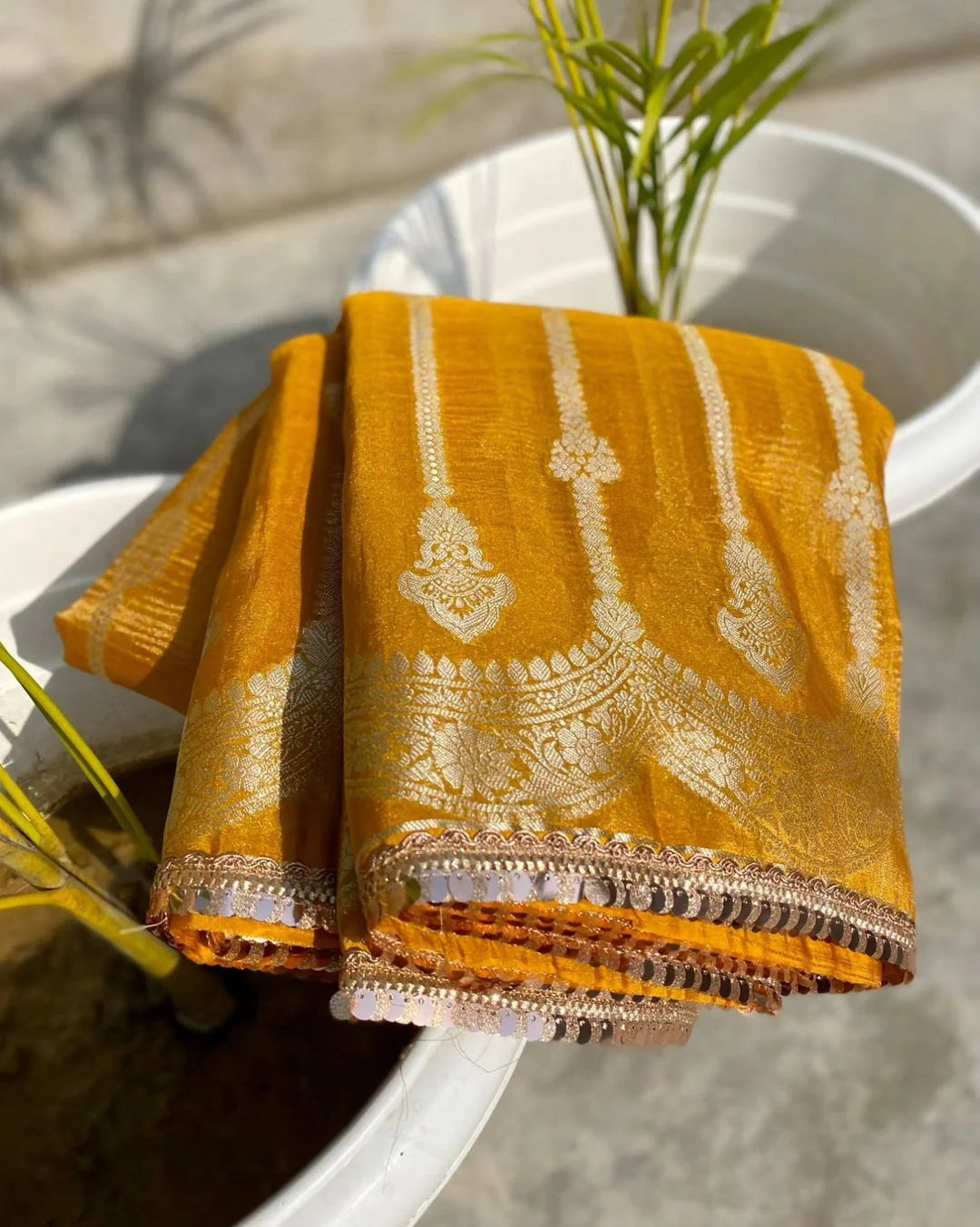New Beautiful Wedding wear Two Tone Soft Banarasi Tissue Silk Bollywood Style Crushed Sarees - Image 3